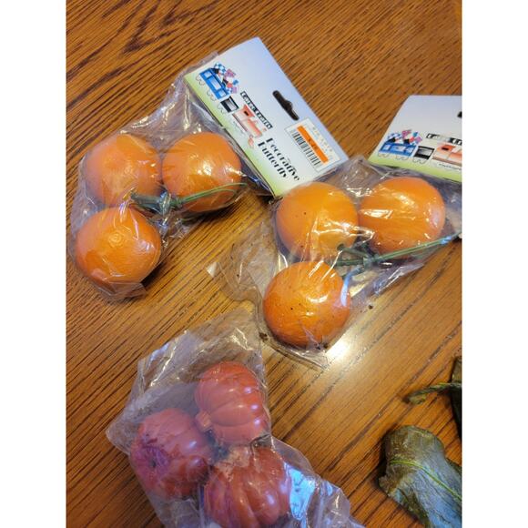 Lot of Assorted Vegetables Root Crops Floral decor Arts & Craft Pieces - Picture 9 of 11